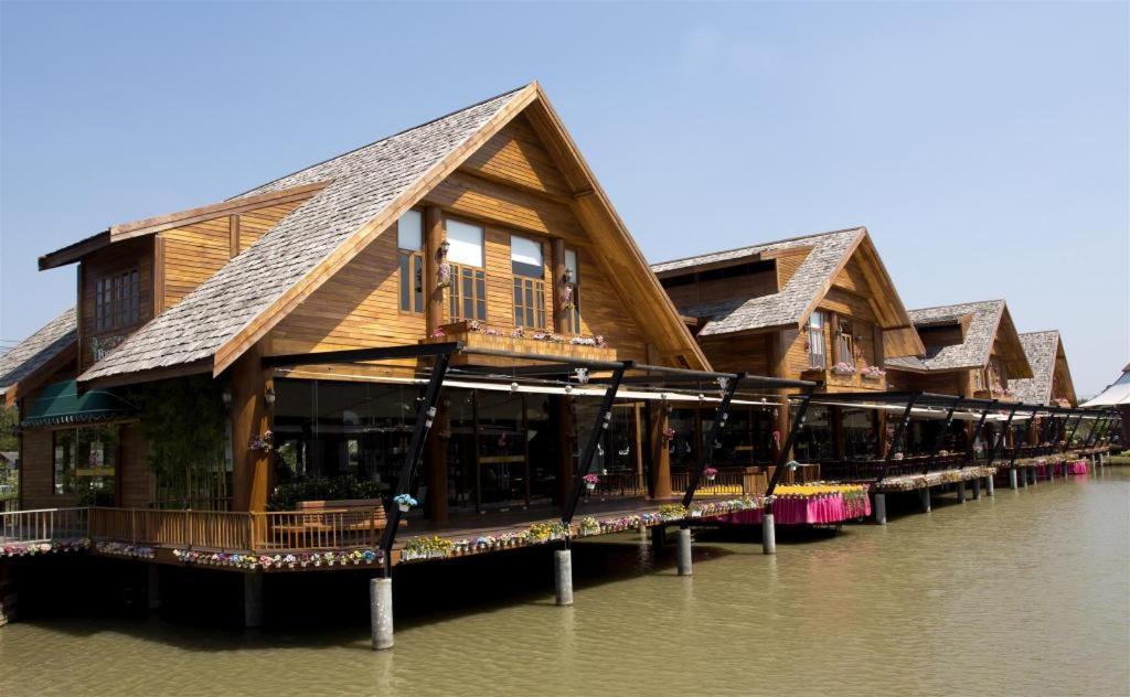 Sarita Chalet & Spa Hotel - Sha Extra Plus Джомтьєн-Біч Екстер'єр фото