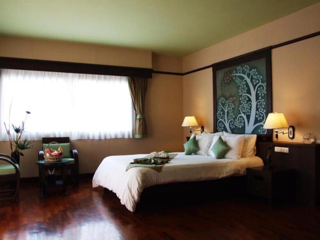 Sarita Chalet & Spa Hotel - Sha Extra Plus Джомтьєн-Біч Екстер'єр фото